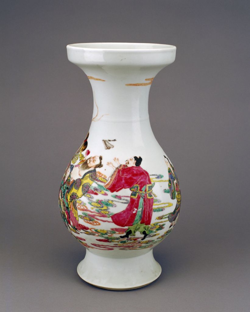 粉彩八仙人物纹洗口尊全形之二